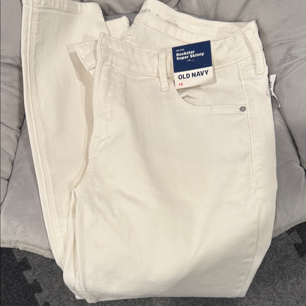 Old Navy White Rockstar Super Skinny Jeans